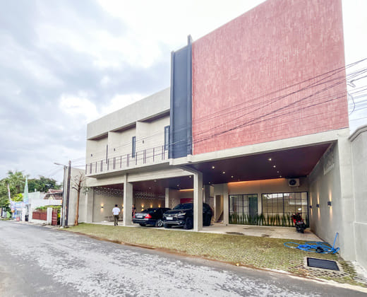 Urbanview Tigatuju Living Blitar