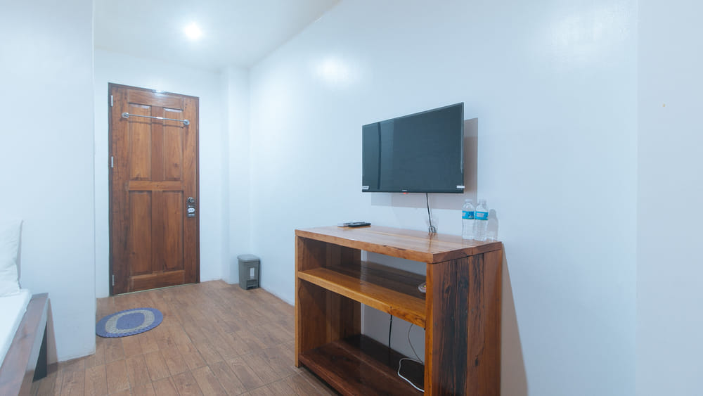 RedDoorz Standard Room