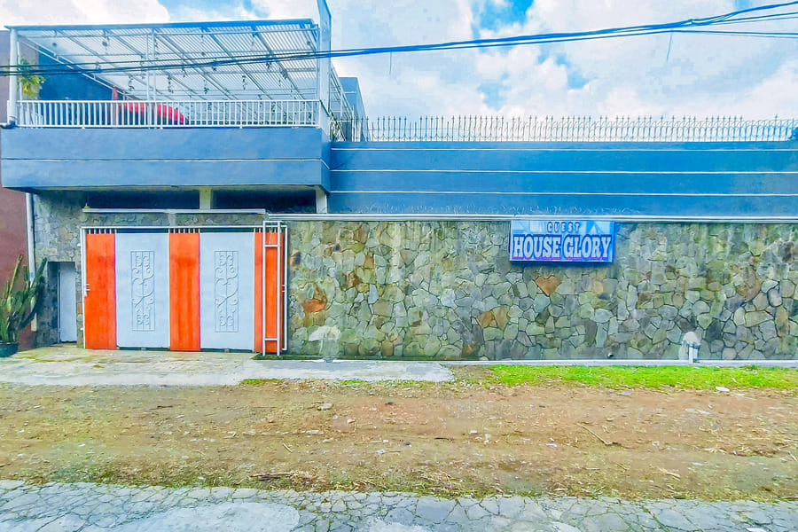 RedDoorz Near RS UMMI Bogor