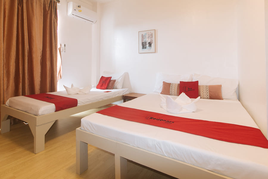 RedDoorz @ Garvs Boutique Hotel Boracay