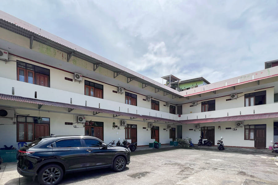 RedDoorz @ Malalayang Manado