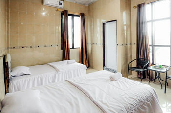 Hotel 889 Syariah Redpartner Banda Aceh