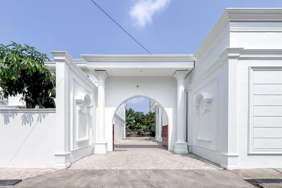 RedDoorz Syariah near Alun-Alun Tanjunganom Nganjuk