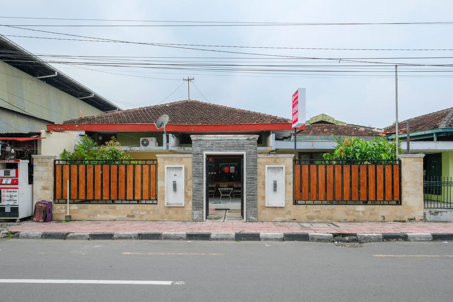 RedDoorz Syariah @ Omah Pathok Malioboro