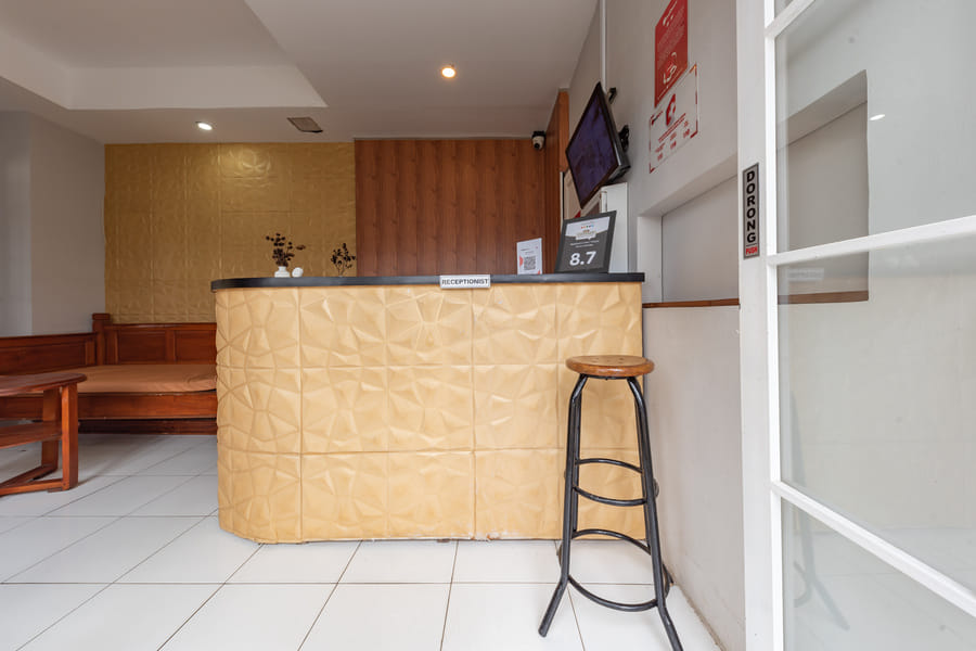 RedDoorz near Happy Farm Ciwidey