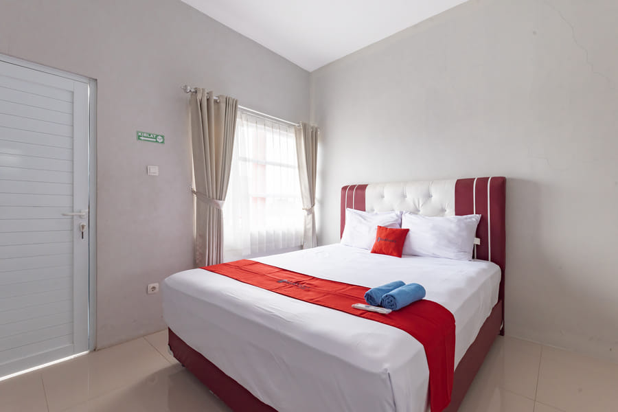 RedDoorz near Happy Farm Ciwidey