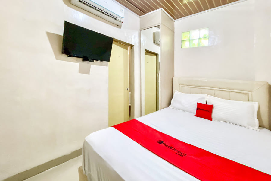 RedDoorz @ Dipanegara Homestay