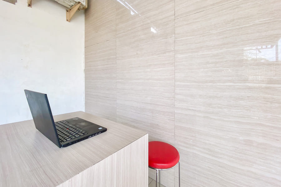 RedDoorz @ Dipanegara Homestay