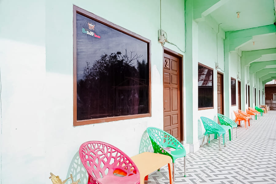 RedDoorz @ Homestay OTW Manna