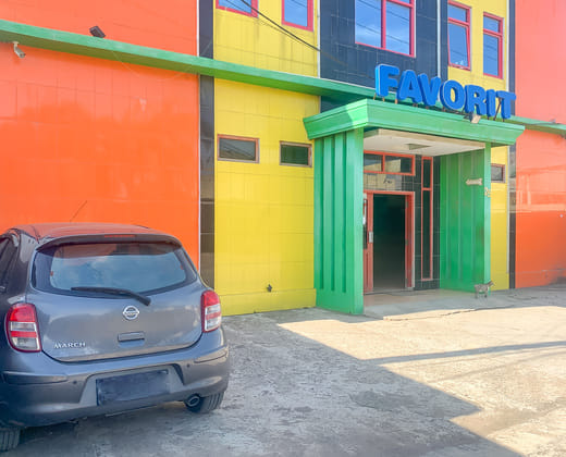 Urbanview Hotel Favorit Pamanukan Subang