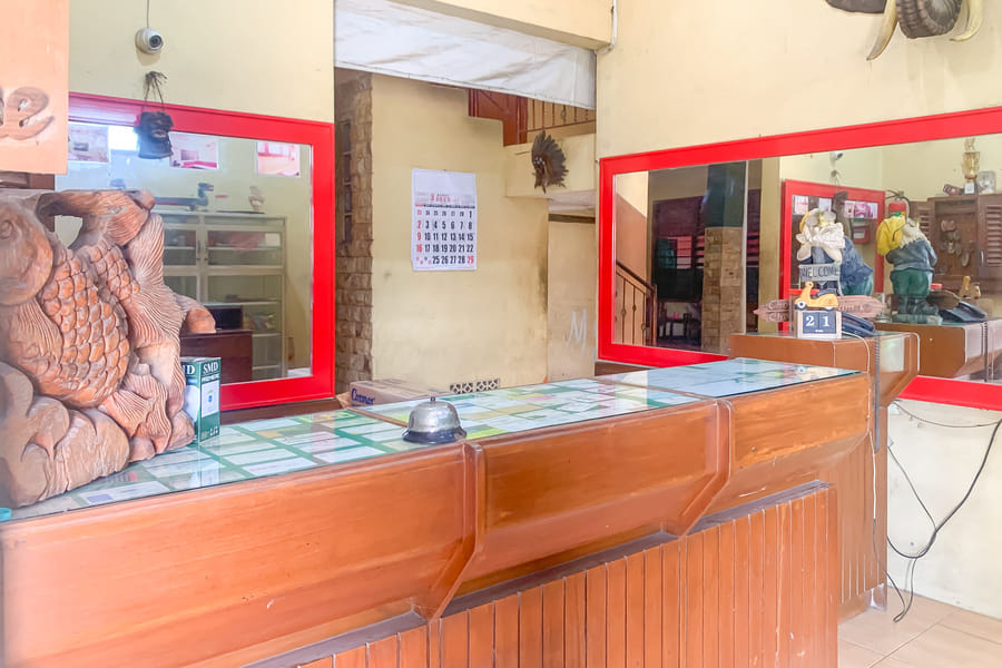 Urbanview Hotel Favorit Pamanukan Subang