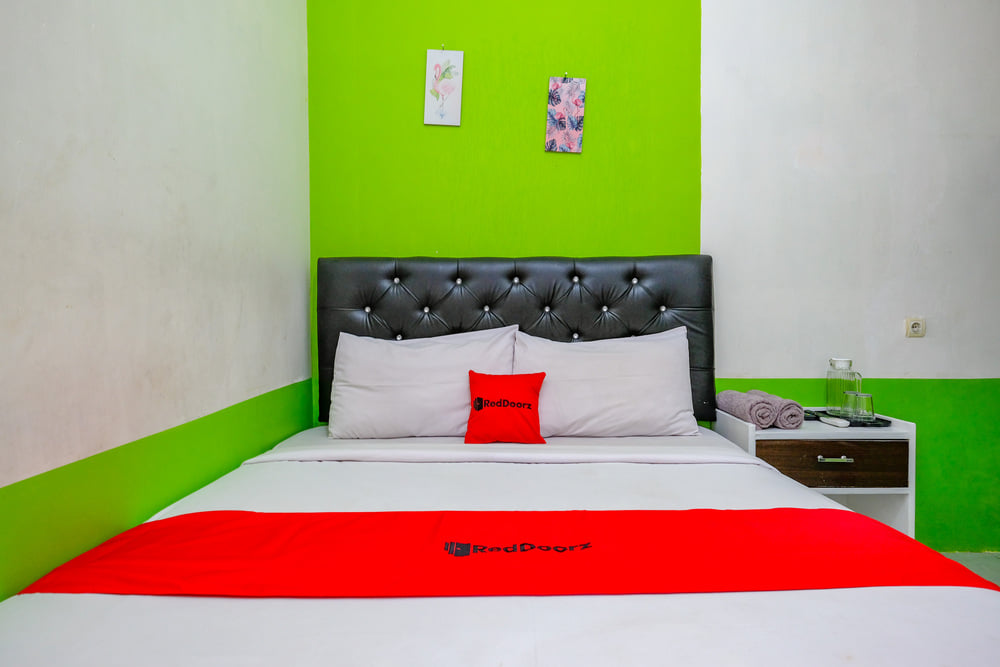 RedDoorz Room