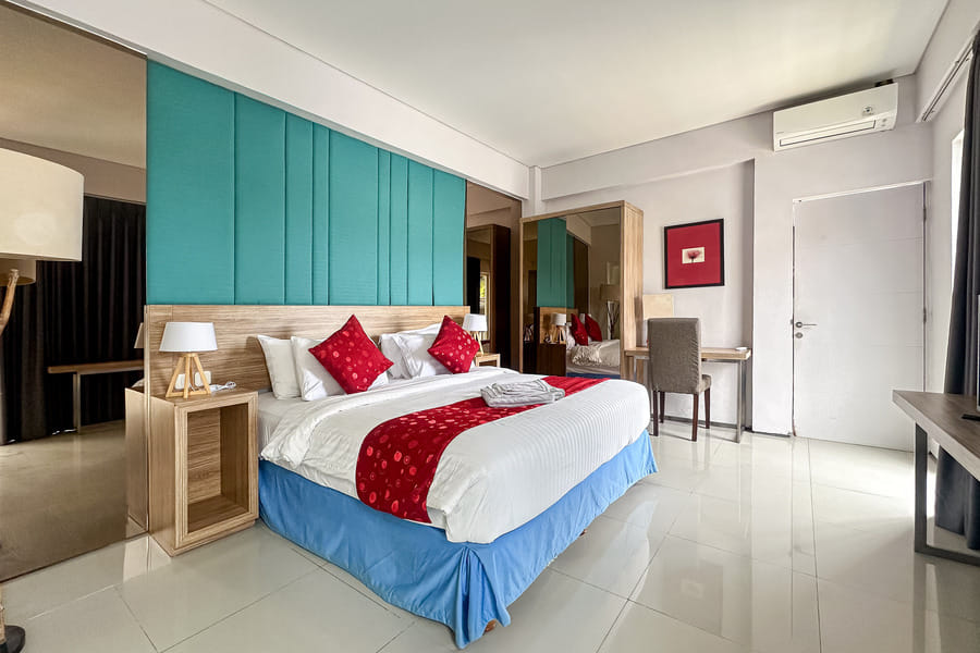 Garden Leaf Villa (2 Bedroom Pool Villa with Minimum Stay 2 Nights)