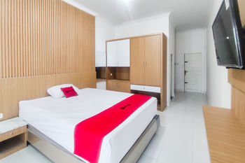 RedDoorz @ Linda Residence Jambi