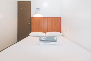 Stay Malate Hostel by RedDoorz