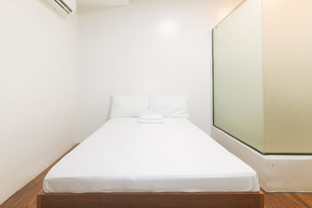 GREN PLACE near Baclaran Airport Road by RedDoorz