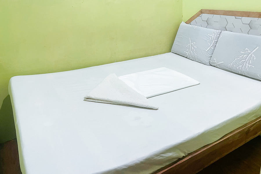 Ri Elena Plaza Hotel and Suites by RedDoorz