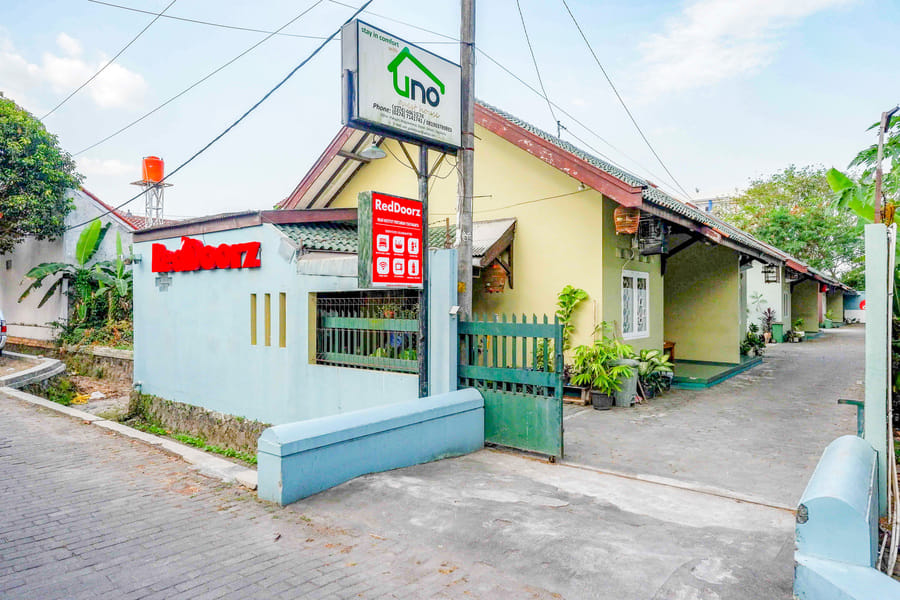 RedDoorz near Institut Pertanian Yogyakarta