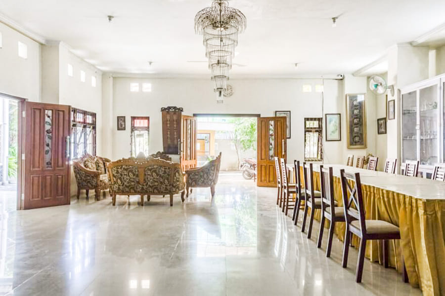 RedDoorz Syariah @ Raya Tajem Maguwo