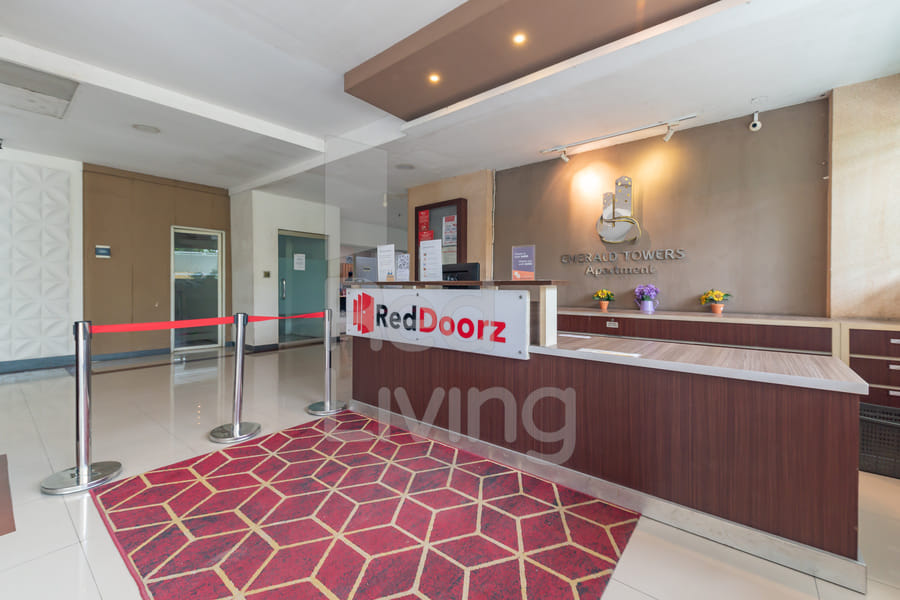 Redliving Apartemen Emerald Tower - Bion Apartel 2 Tower South