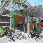 RedDoorz @ De'balcon Accomodation Kuta Bali