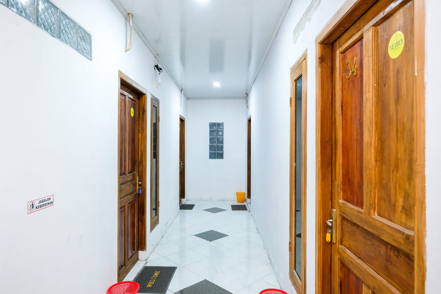 RedDoorz near Lippo Mall Yogyakarta 3