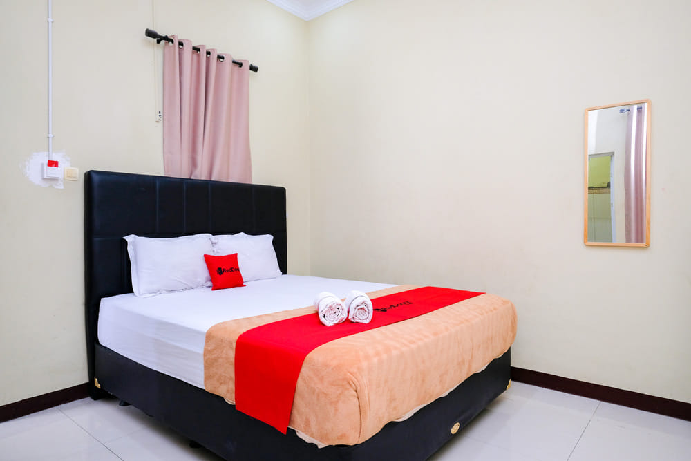 RedDoorz SALE