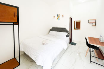 Graha Indah Ngagel Surabaya RedPartner