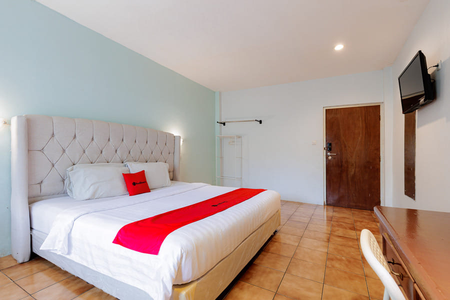 RedDoorz Plus near Kebayoran Baru Blok S