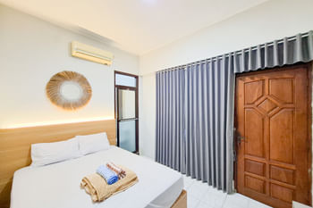 Hotel Djaya RedPartner near Alun Alun Nganjuk