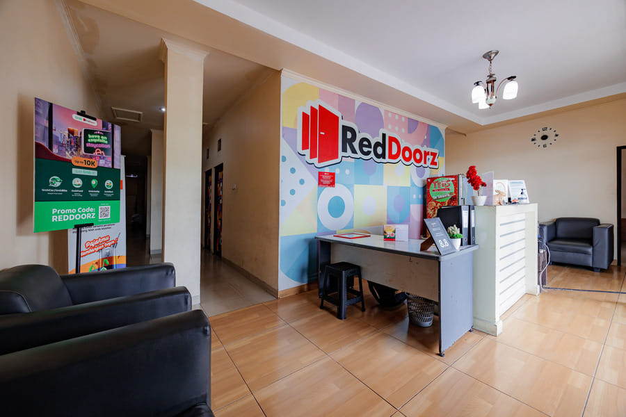Reddoorz near Exit Toll Sirkuit Sentul