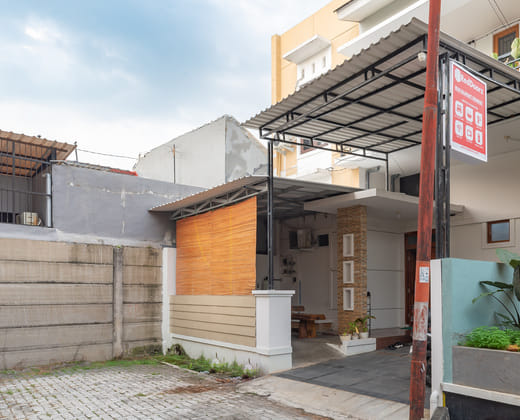 RedDoorz Near Majapahit Semarang