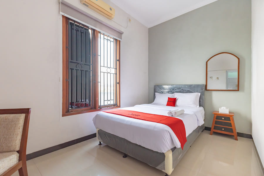 RedDoorz Near Majapahit Semarang