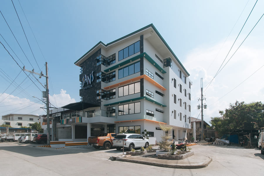 Sans Hotel near Enchanted Kingdom Santa Rosa Laguna