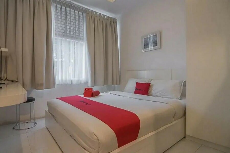 RedDoorz Plus near Parahyangan University