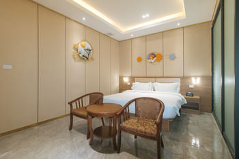 Home Me Hotel by RedDoorz