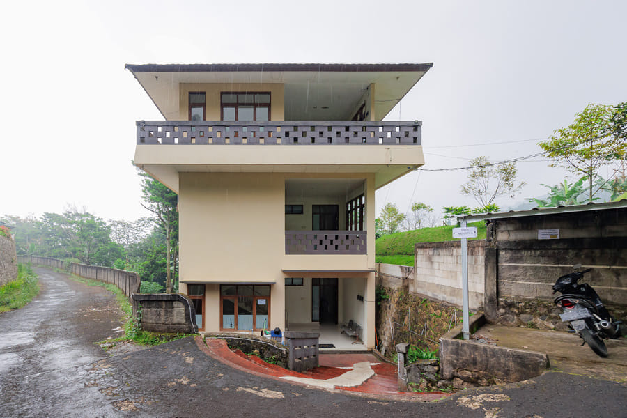Urbanview Resort Villa Andy Tour Cisarua Puncak