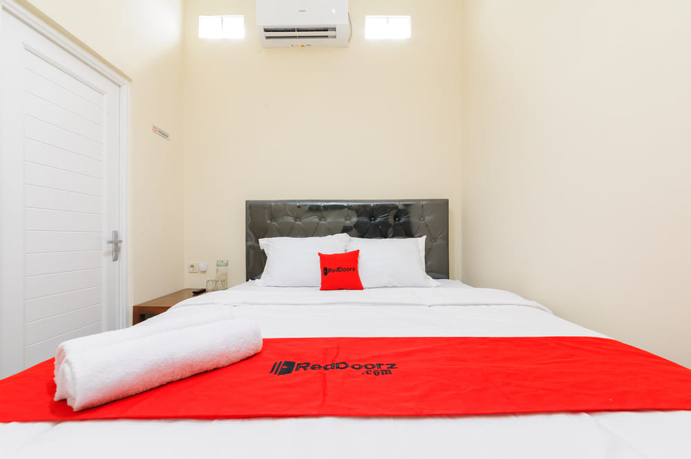 RedDoorz SALE