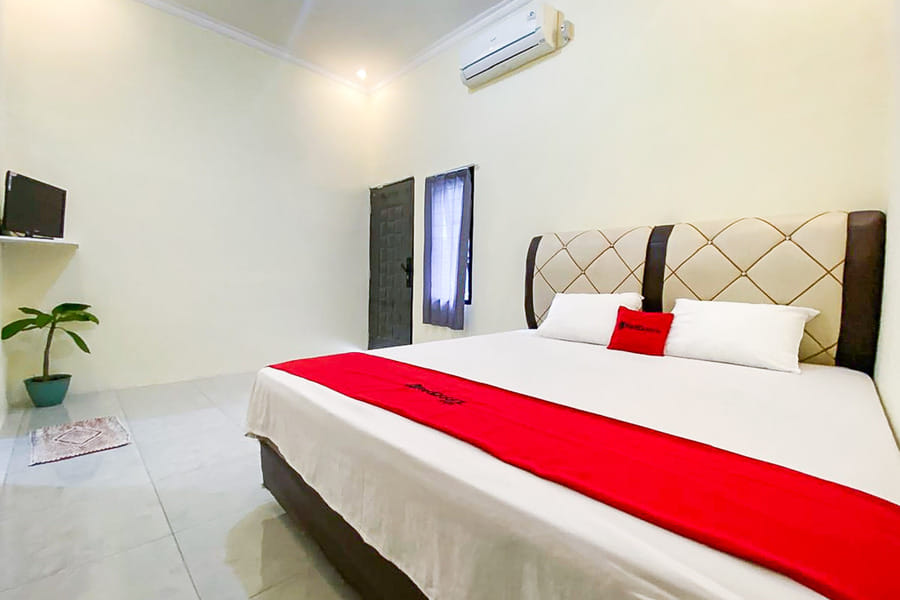 RedDoorz Syariah @ Sadulur Pematang Sulur Jambi