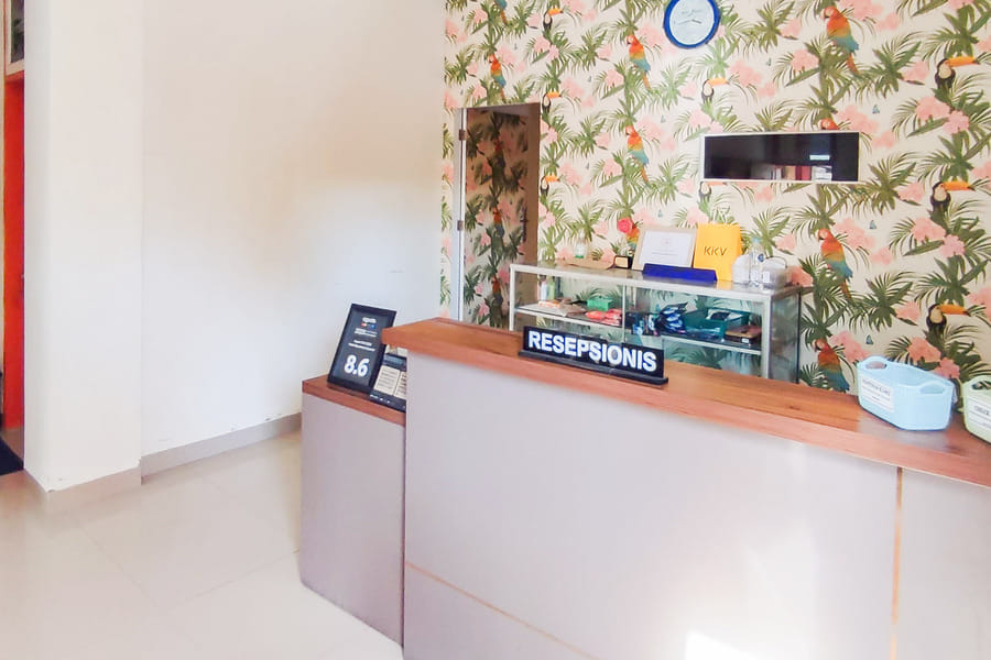 Urbanview Hotel Falah Residence Syariah By RedDoorz