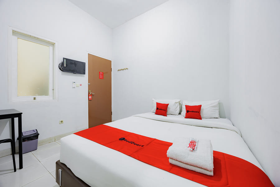 RedDoorz @ Victory Homestay Karawaci