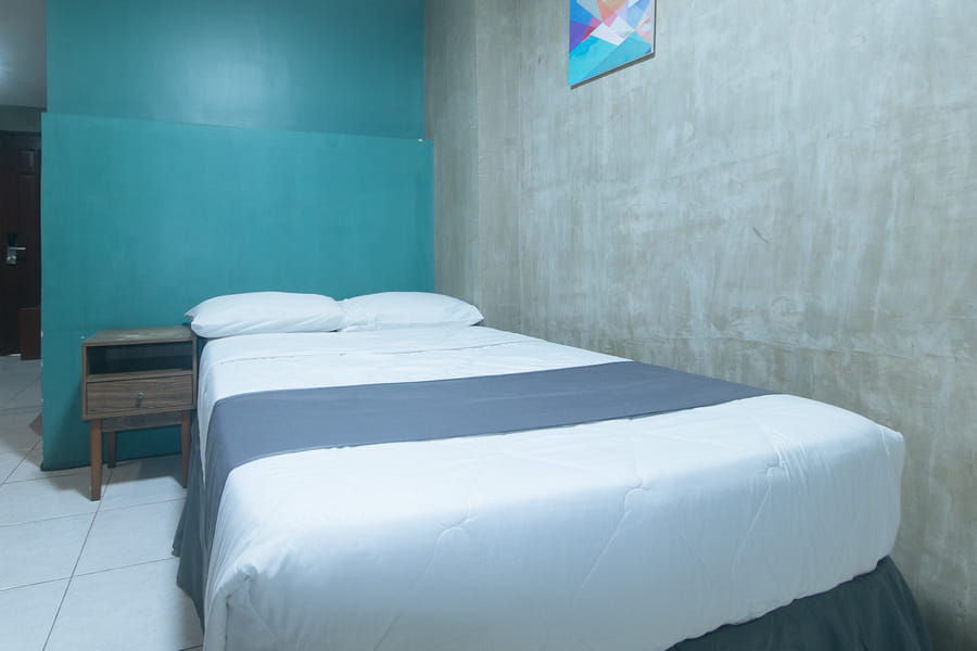 Rcee Place by RedDoorz