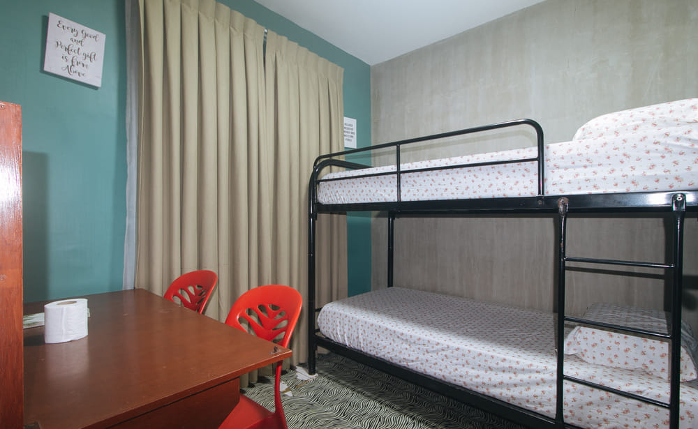 Economy Room