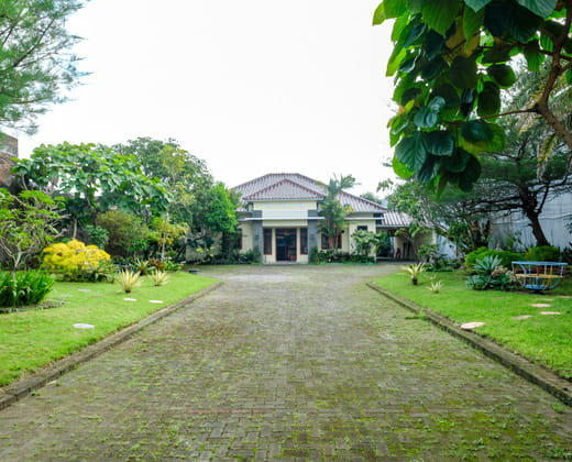 RedDoorz Near Monjali Yogyakarta