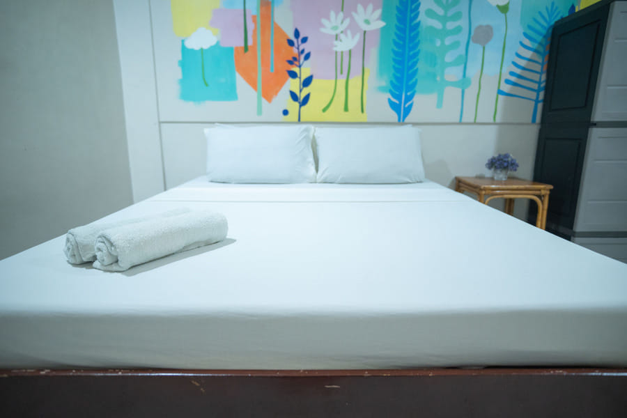 Tropical Place Hotel by RedDoorz