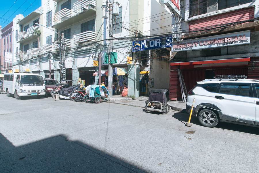 Hotel Madiaas by RedDoorz