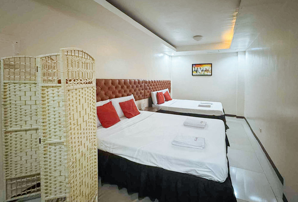 Family Room 5 Adults