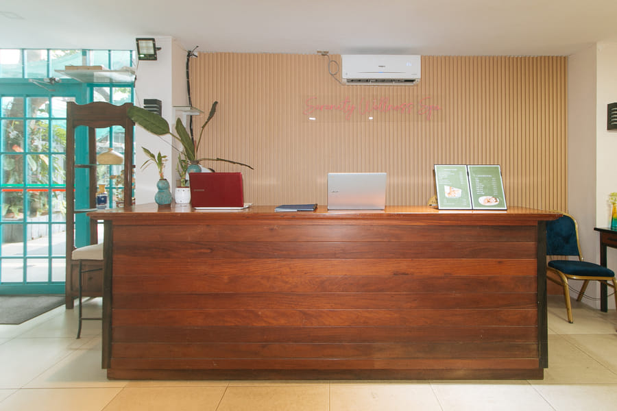 RedDoorz Premium @ Casa LenidaRose