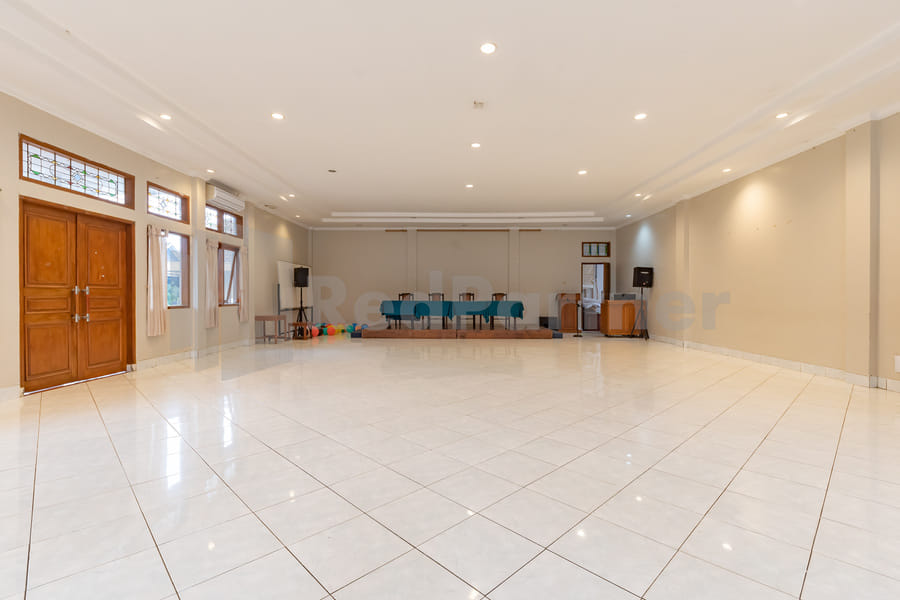 Yehezkiel Hotel Lembang RedPartner