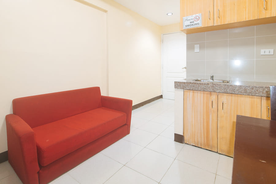 J and T Jamich Suites by RedDoorz